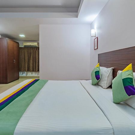 Treebo Central Thrissur Exterior photo