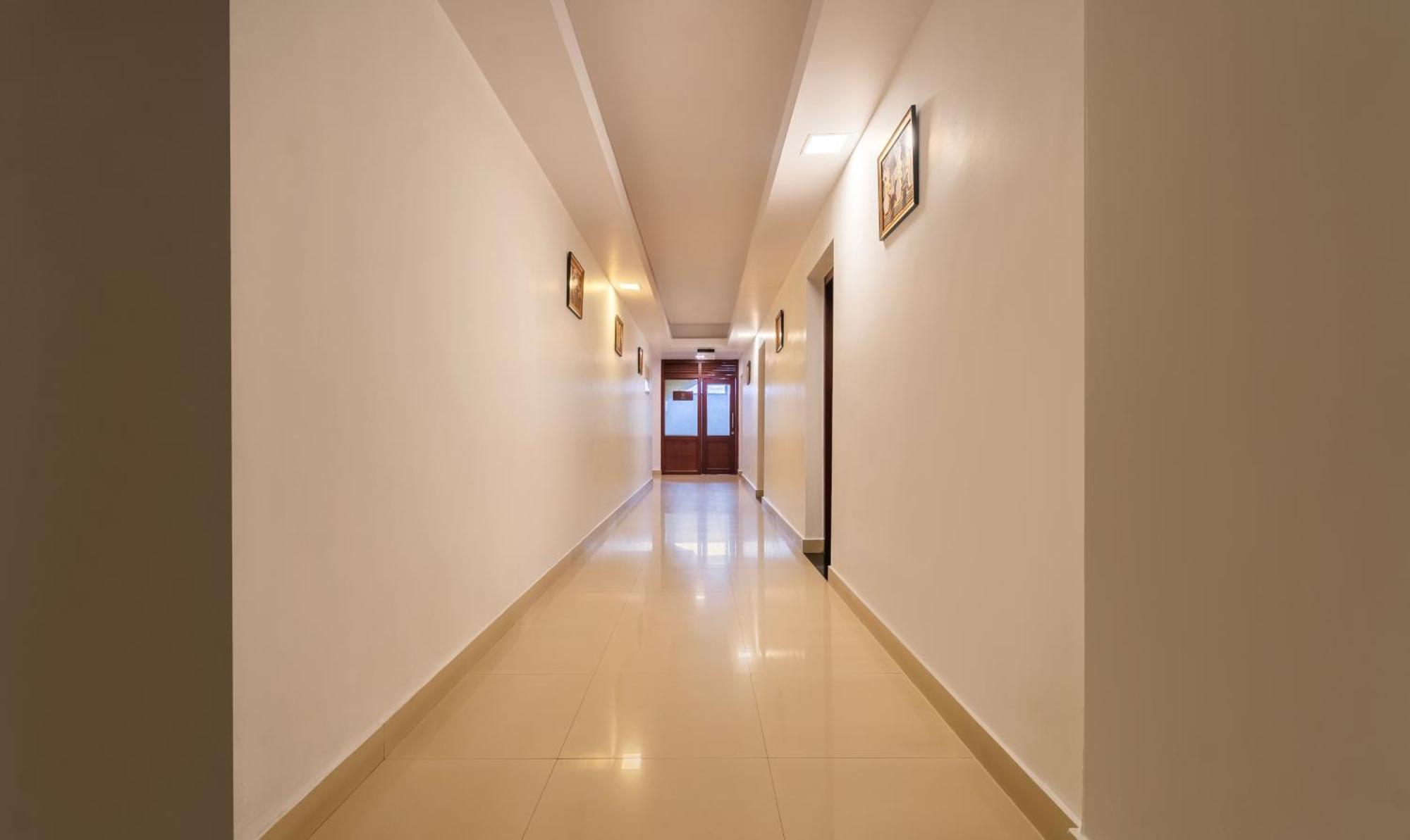 Treebo Central Thrissur Exterior photo